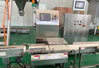  檢測涂料重量不達(dá)標(biāo)自動剔除客戶使用現(xiàn)場